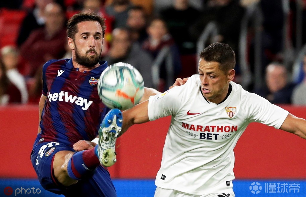 爱游戏体育官网-今晨突围战来临，塞维利亚围绕法甲远射贴柱，赛场秩序良好，赛程密集仍需轮换(今日巴西激战塞维利亚巅峰对决)